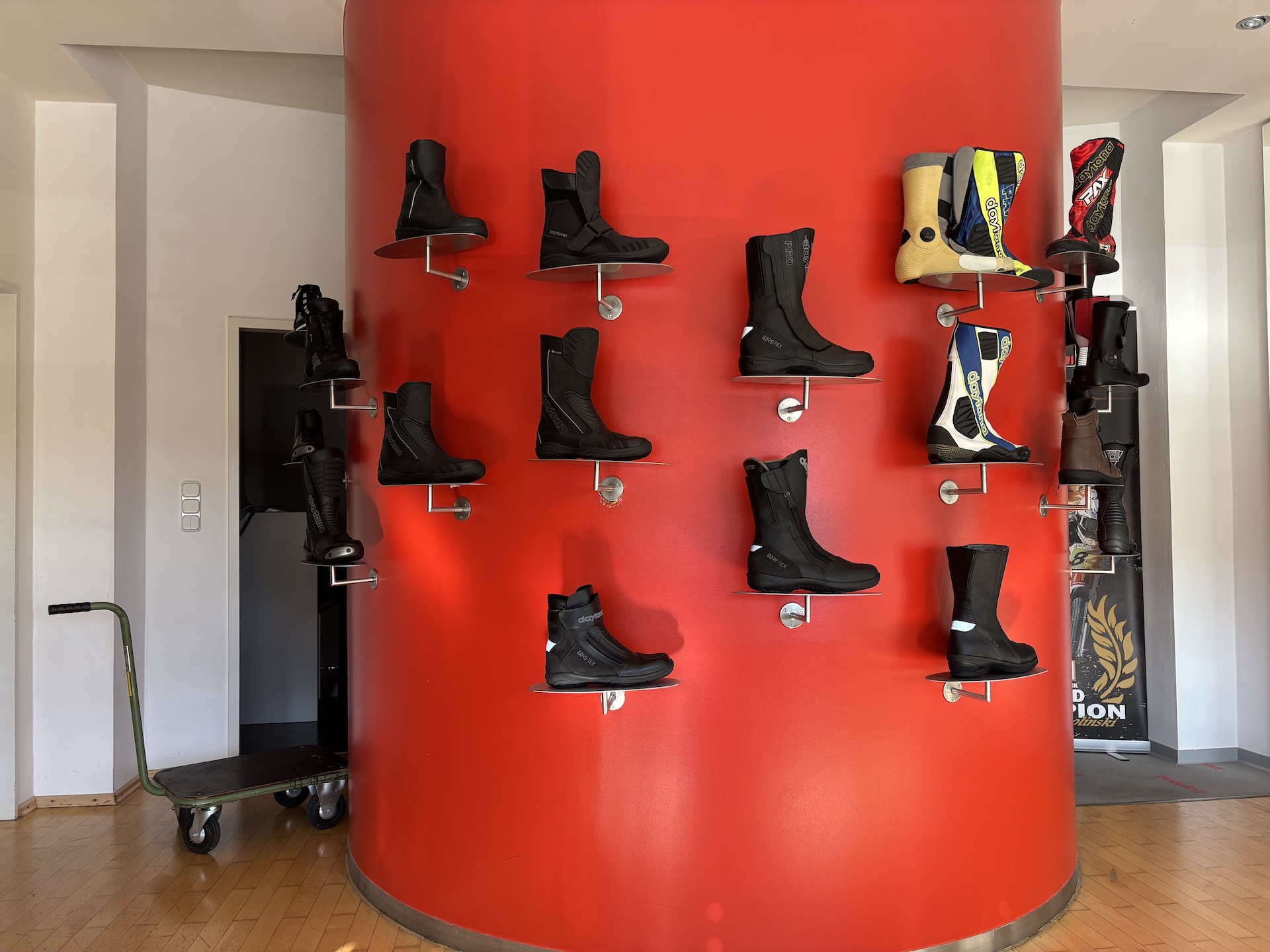 Custom Daytona Motorcycle Boots - Ordering - Part 1/2