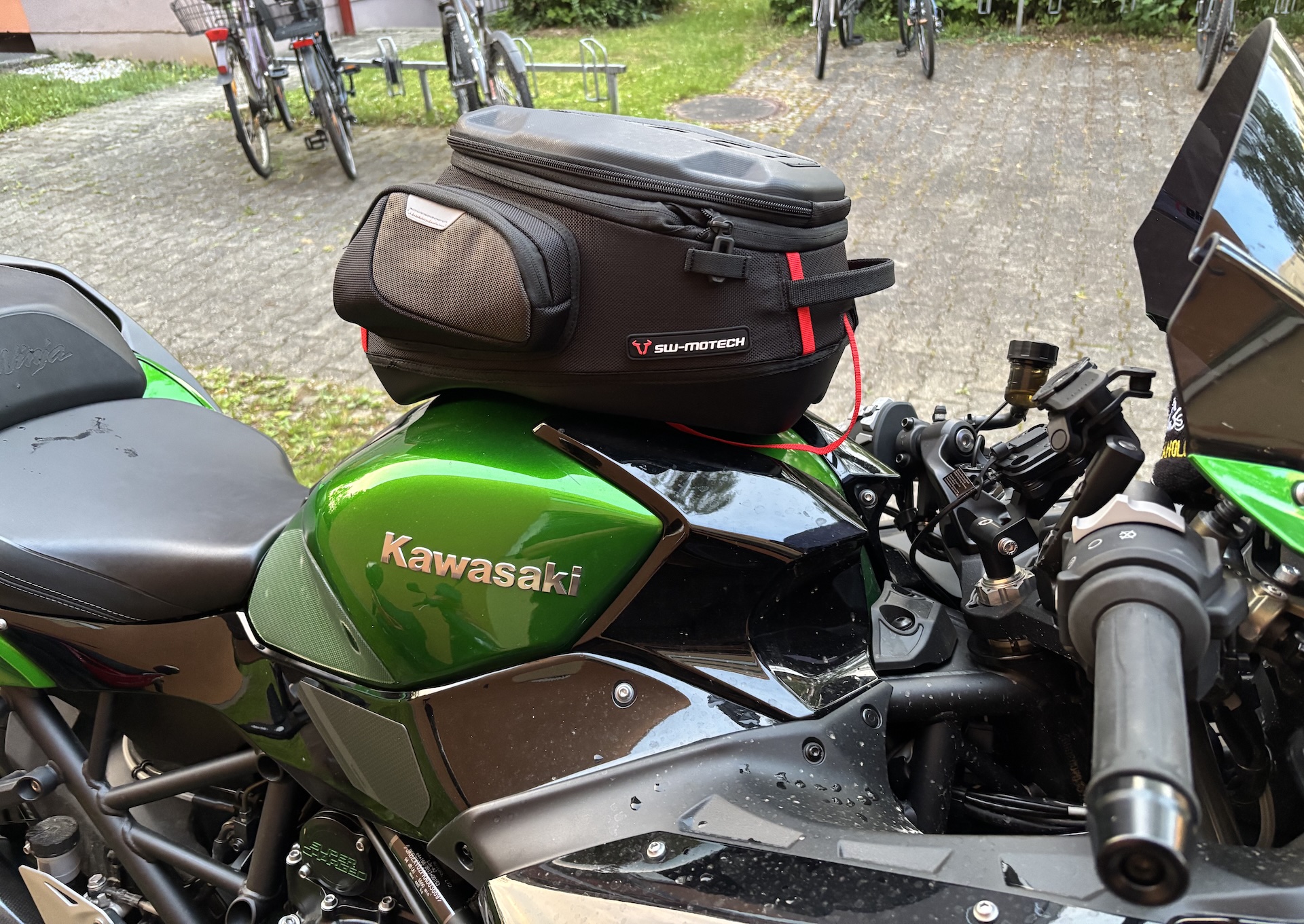 SW-Motech Pro City Tank Bag on Kawasaki H2 SX SE